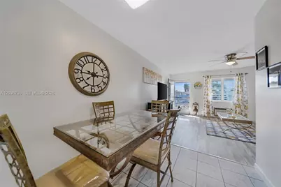 15610 NE 6th Ave #34C, Miami, FL 33162 - Photo 8