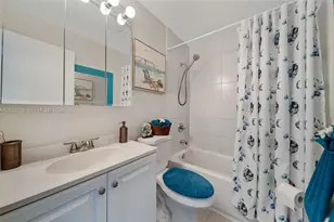 15610 NE 6th Ave, Miami, FL 33162 - Photo 12