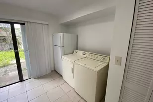 1813 SW 107th Ave, Miami, FL 33165 - Photo 4