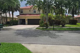 13382 Lakepointe Cir, Cooper City, FL 33330 - Photo 2