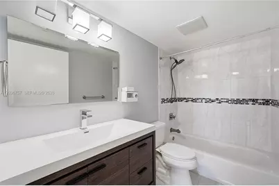 7150 Indian Creek Dr #402, Miami Beach, FL 33141 - Photo 16