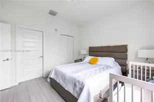 7925 NW 104th Ave, Doral, FL 33178 - Photo 16
