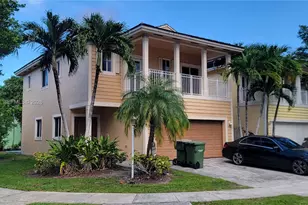 391 NE 33rd Terrace, Homestead, FL 33033 - Photo 2