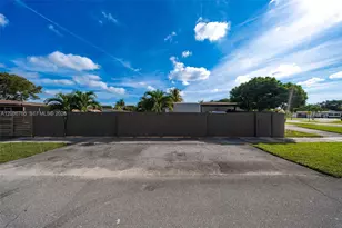 10431 SW 93rd St, Miami, FL 33176 - Photo 50