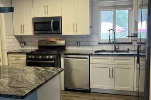 241 SW 3rd Terrace, Dania Beach, FL 33004 - Photo 2