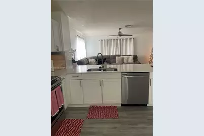 2432 SW 99th Way, Miramar, FL 33025 - Photo 4