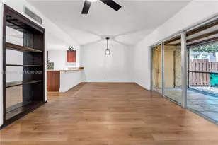 5653 Blueberry Ct, Lauderhill, FL 33313 - Photo 18