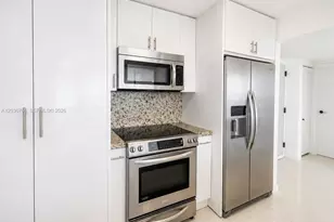7601 E Treasure Dr, North Bay Village, FL 33141 - Photo 12