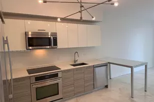 1300 Brickell Bay Dr, Miami, FL 33131 - Photo 4