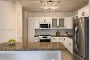 900 Bay Dr, Miami Beach, FL 33141 - Photo 8