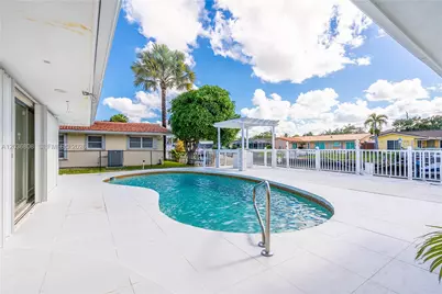 1418 NE 57th Ct #0, Fort Lauderdale, FL 33334 - Photo 10
