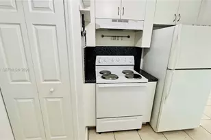 2415 NW 16th St Rd, Miami, FL 33125 - Photo 10