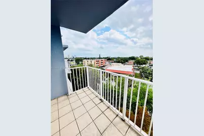 2415 NW 16th St Rd #603-1, Miami, FL 33125 - Photo 2