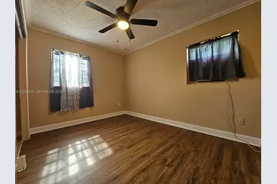 649 NW 19th St, Pompano Beach, FL 33060 - Photo 18