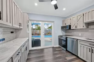 417 NW 46th St, Oakland Park, FL 33309 - Photo 16