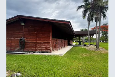21217 SW 160 St, Miami, FL 33187 - Photo 50
