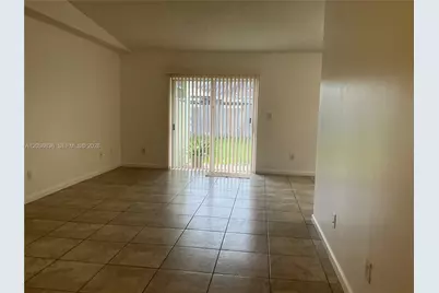 8556 SW 210th Ter, Cutler Bay, FL 33189 - Photo 4