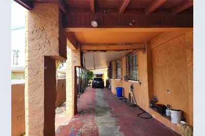 26 NW 24th Ct, Miami, FL 33125 - Photo 6
