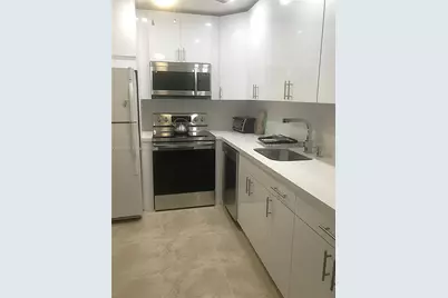 250 181st Dr #108, Sunny Isles Beach, FL 33160 - Photo 4