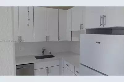 7897 Golf Cir Dr #306, Margate, FL 33063 - Photo 2