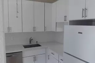 7897 Golf Cir Dr, Margate, FL 33063 - Photo 2