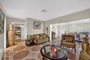761 NE 139th St, North Miami, FL 33161 - Photo 14