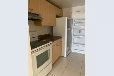[Address not provided], North Miami, FL 33181 - Photo 2