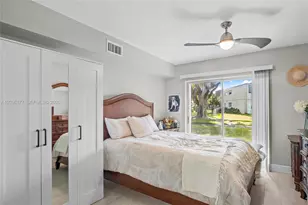 19 Abbey Ln, Delray Beach, FL 33446 - Photo 12