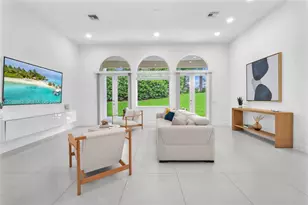2163 Bay Ct, Weston, FL 33326 - Photo 14