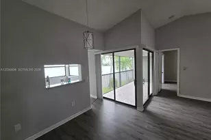 1024 S Independence Dr, Homestead, FL 33034 - Photo 2