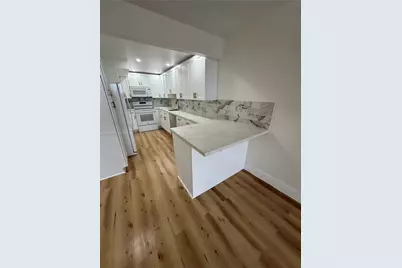 10090 NW 80th Ct #1158, Hialeah Gardens, FL 33016 - Photo 2