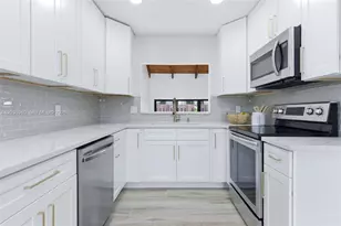 2152 SW 81st Way, Davie, FL 33324 - Photo 34