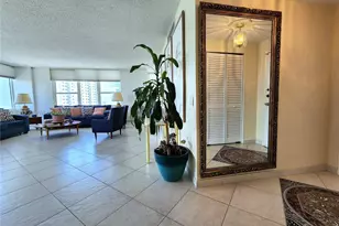 3505 S Ocean Dr, Hollywood, FL 33019 - Photo 16