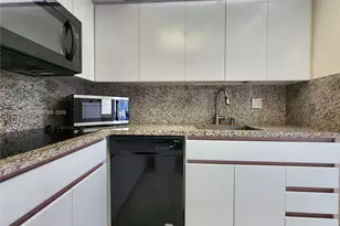 3505 S Ocean Dr, Hollywood, FL 33019 - Photo 14