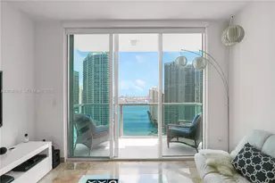 31 SE 5th St, Miami, FL 33131 - Photo 4