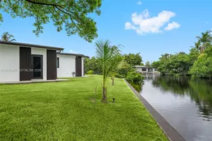 1178 Grant St, Hollywood, FL 33019 - Photo 24