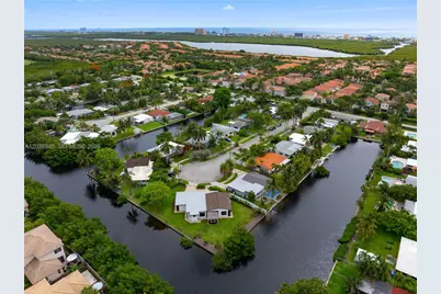 1178 Grant St, Hollywood, FL 33019 - Photo 40