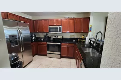 11601 NW 89th St #113, Doral, FL 33178 - Photo 6