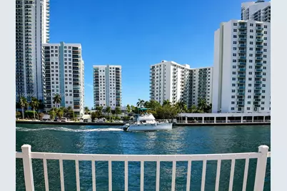 1000 Parkview Dr #505, Hallandale Beach, FL 33009 - Photo 1