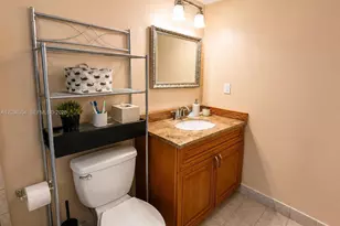 1000 Parkview Dr, Hallandale Beach, FL 33009 - Photo 12