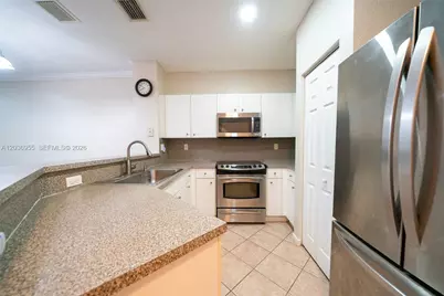 6453 Catalina Ln, Tamarac, FL 33321 - Photo 16