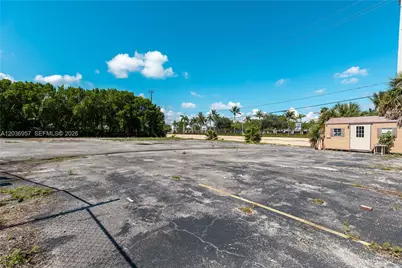 311 NW 135th Way, Plantation, FL 33325 - Photo 38