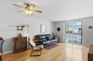 3588 Collins Ave, Miami Beach, FL 33140 - Photo 8