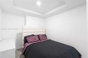 55 SW 9th St, Miami, FL 33130 - Photo 22