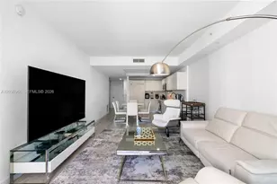 55 SW 9th St, Miami, FL 33130 - Photo 16