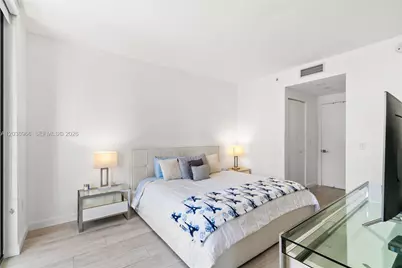 55 SW 9th St #1904, Miami, FL 33130 - Photo 36
