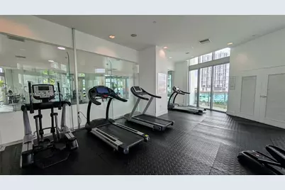 350 S Miami Ave #704, Miami, FL 33130 - Photo 18