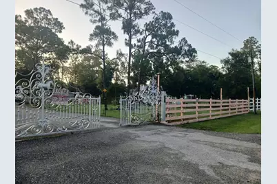 745 S Sendero St, Other City - In The State Of Florida, FL 33440 - Photo 2