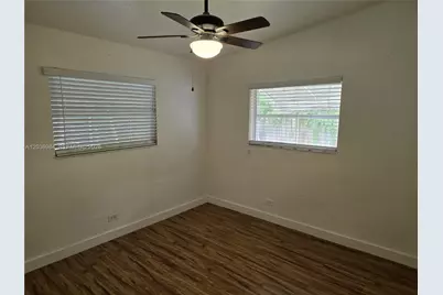 621 SW 64 Way, Pembroke Pines, FL 33023 - Photo 14