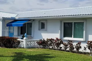 913 SW 3rd Ave, Boynton Beach, FL 33426 - Photo 2